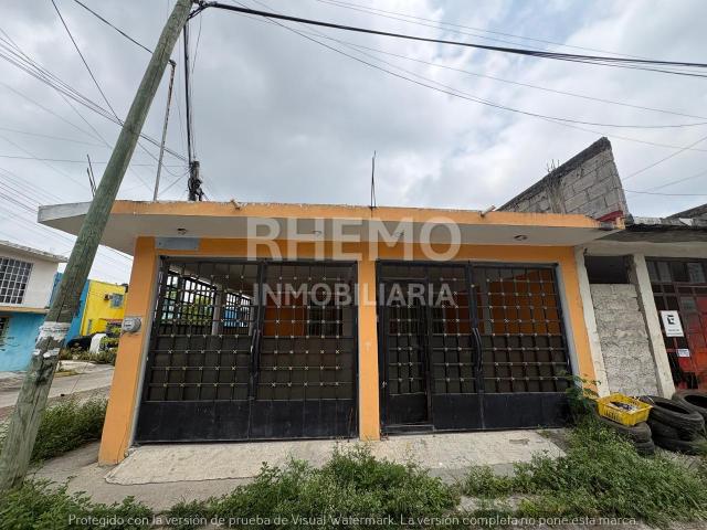Casa Venta 2 rec en INFONAVIT Tulipanes, Tuxpan, Ver