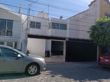 CASA VERSATIL CON INSTALACIONES PARA ESCUELA CULINARIA O DARK KITCHEN