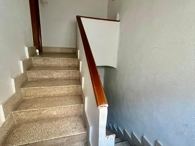 CASA VIEJA EN ZONA FIESTA DEL ÁRBOL