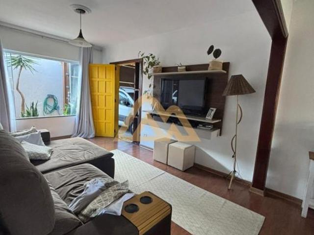 Casa, Vila Caio Junqueira, Poços de Caldas, MG