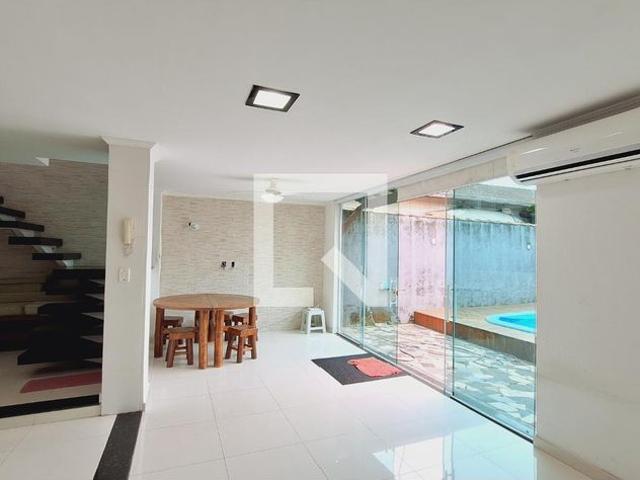 Casa, Vila Antartica, 2 Quartos, 250 m2 Praia Grande