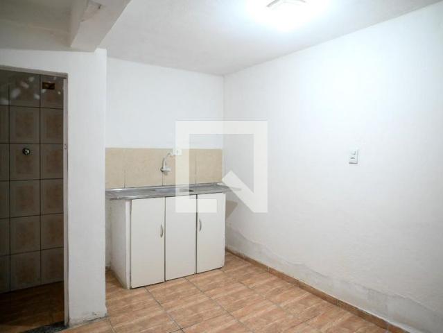 Casa, Vila Liviero, 1 Quarto, 31 m2 São Paulo