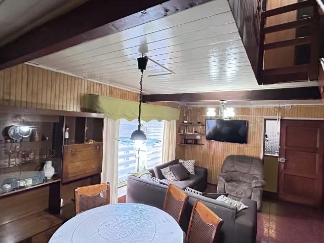 Casa Villa Don Max | 4 dormitorios por 136000. 00 en Valdivia