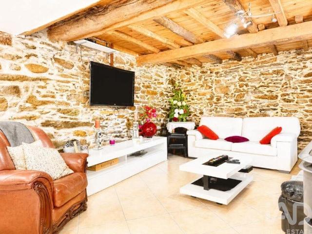 Casa / Villa em Amendoeira 361m² Amendoeira