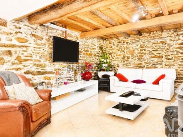 Casa / Villa em Amendoeira