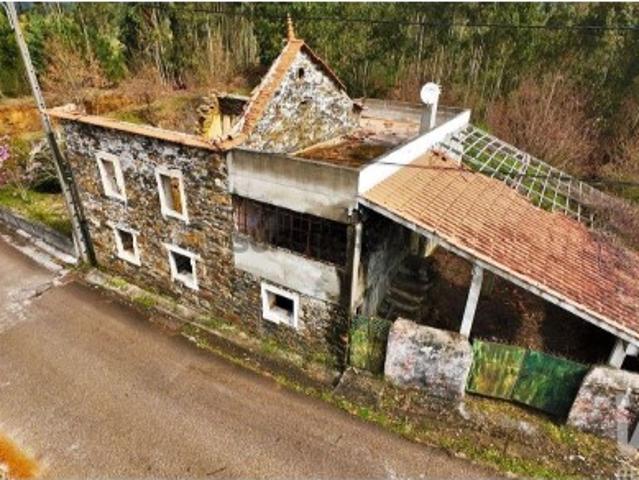 Casa / Villa em Castanheira de Pêra e Coentral de 172 m²