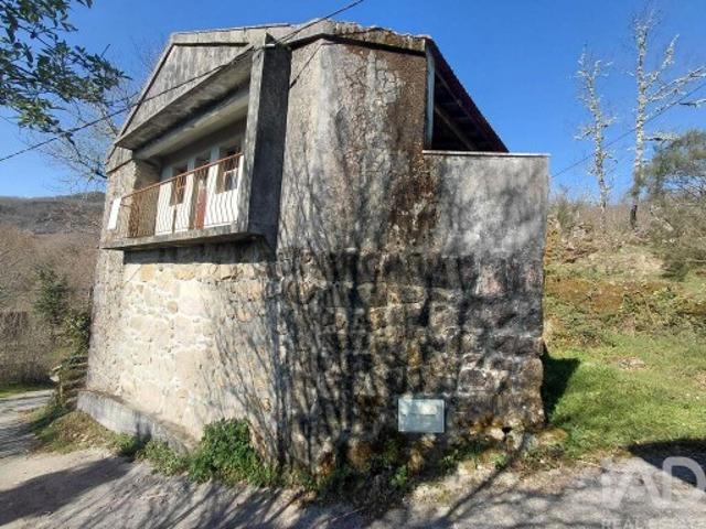 Casa / Villa em Castro Laboreiro e Lamas de Mouro de 120 m²
