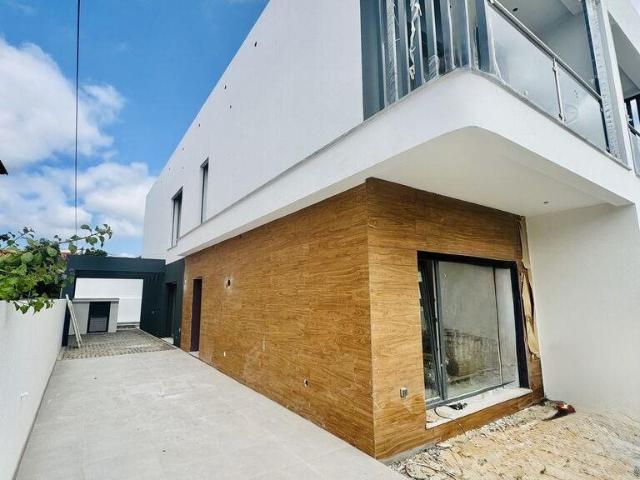 Casa / Villa em Fernão Ferro de 140,00 m² 140m² Fernão Ferro