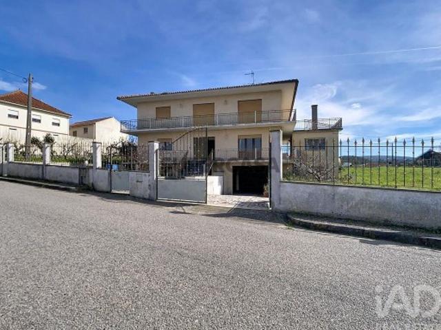 Casa / Villa em Porto de Mós São João Baptista e São Pedro