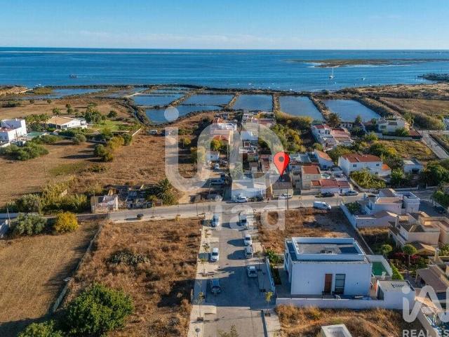 Casa / Villa em Quelfes de 111,05 m² 111m² Olhão