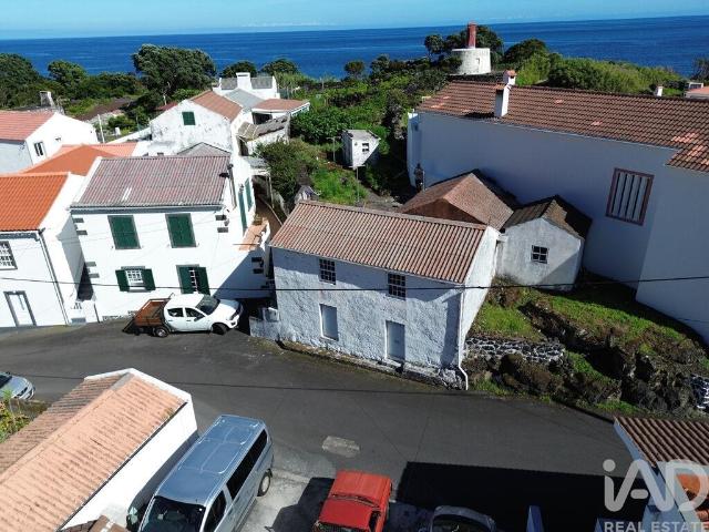 Casa / Villa em Ribeiras de 77 m²