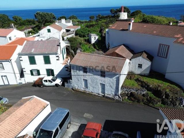 Casa / Villa em Ribeiras de 77 m²