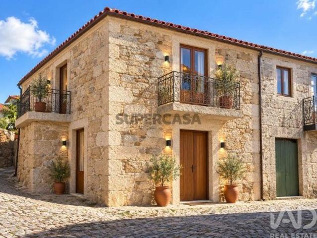 Casa / Villa em Sameice e Santa Eulália de 142 m²