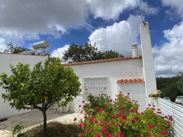 Casa / Villa em Santa Catarina da Fonte do Bispo de 79 m² 79m² Santa Catarina Da Fonte Do Bispo