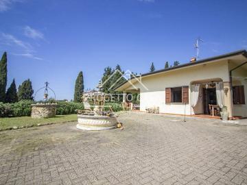 Casa / Villa in vendita a Massarosa, Piano del Quercione