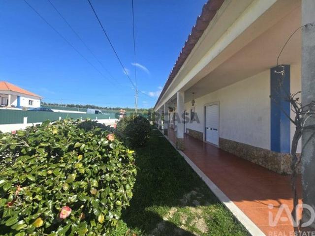 Moradia isolada T4 em Mafra de 230 m²