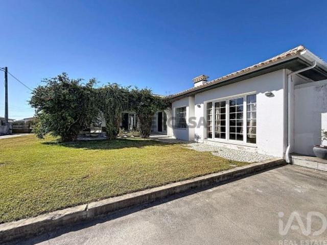 Casa / Villa T4 em Marinha Grande