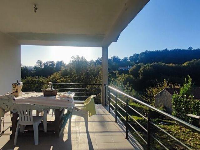Casa / Villa T4 em Mentrestido de 524 m²