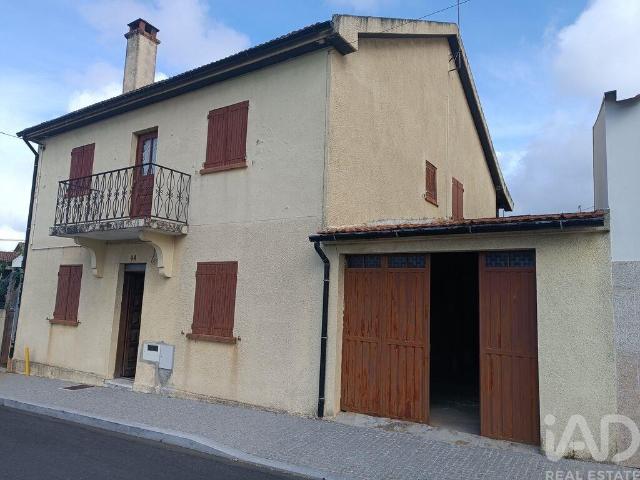 Casa / Villa T4 em Mogadouro, Valverde, Vale de Porco e Vilar de Rei de 180 m²