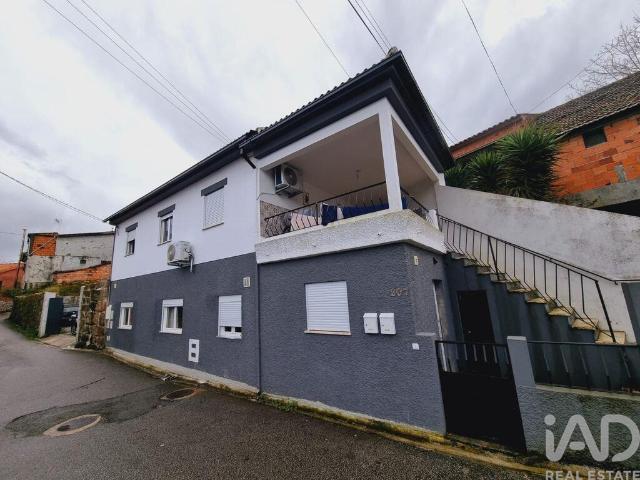 Casa / Villa T4 em Mouraz e Vila Nova da Rainha