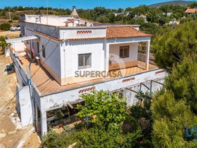 Casa / Villa T4 em Olhão de 98,00 m²