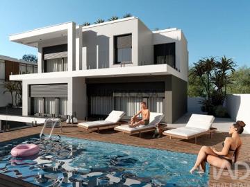 Casa / Villa T4 em Atouguia da Baleia de 202,00 m²