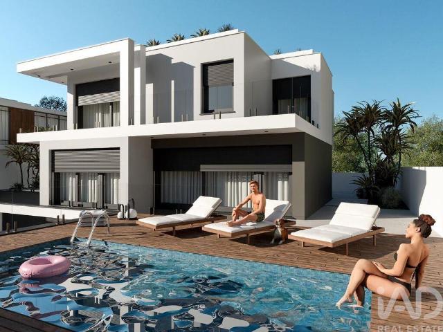 Casa / Villa T4 em Atouguia da Baleia de 202,00 m² 202m² Serra D' El Rei