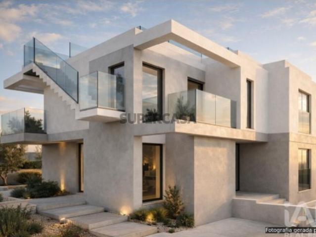 Casa / Villa T4 em Atouguia da Baleia de 255,00 m²