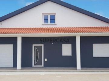 Casa / Villa T4 em Atouguia da Baleia de 295,00 m²