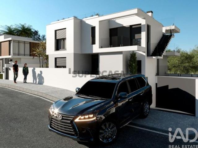 Casa / Villa T4 em Atouguia da Baleia de 300,00 m²