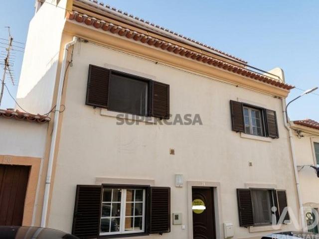Casa / Villa T4 em Azambuja de 88,68 m²