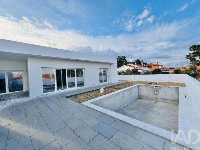 Casa / Villa T4 em Azeitão São Lourenço e São Simão de 580. 580m² Azeitão São Lourenço e São Simão