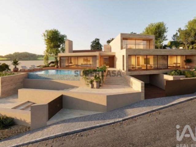 Casa / Villa T4 em Alcabideche de 526,00 m²