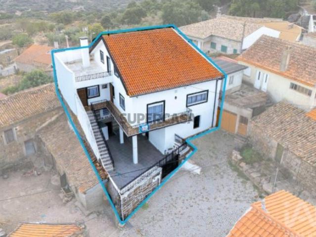 Casa / Villa T4 em Alto do Palurdo de 145,6 m²