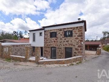 Casa / Villa T4 em Cumeeira de 112 m²