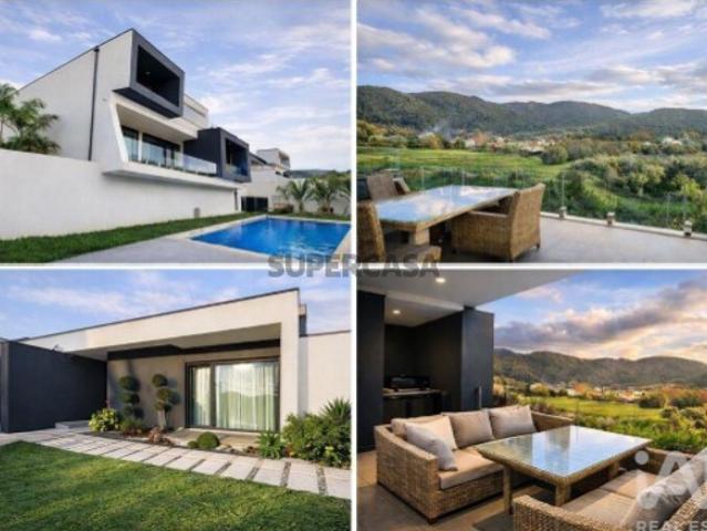 Casa / Villa T4 em Cabração e Moreira do Lima de 280 m²