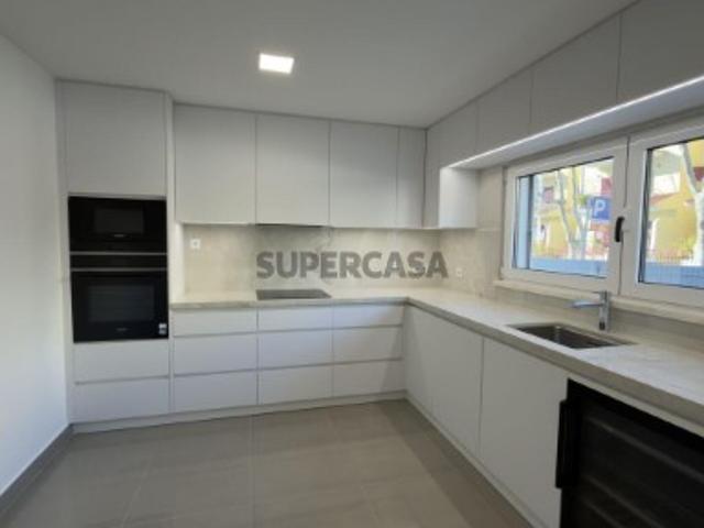 Casa / Villa T4 em Cascais e Estoril de 350,00 m²