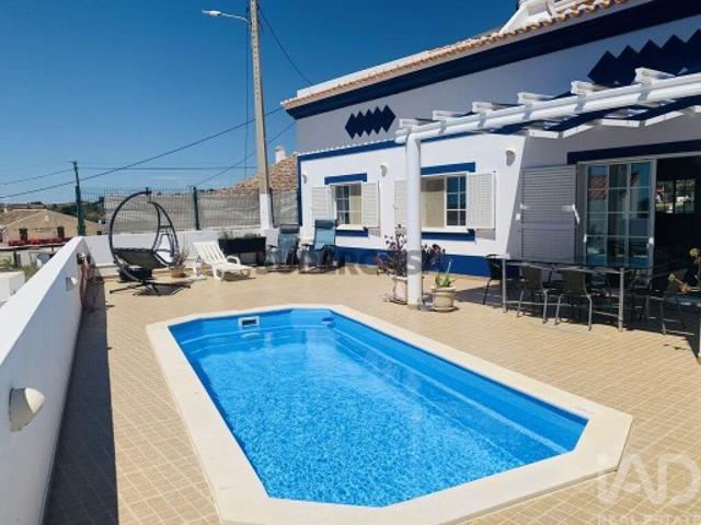 Casa / Villa T4 em Conceição e Cabanas de Tavira de 197,9 m²