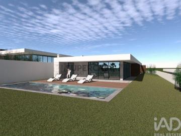 Casa / Villa T4 em Évora de Alcobaça de 196,00 m²
