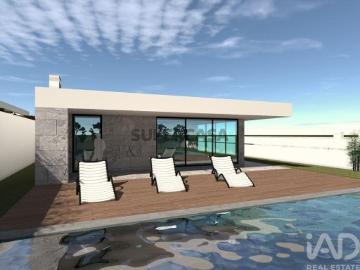 Casa / Villa T4 em Évora de Alcobaça de 196,00 m²