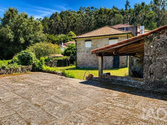 Casa / Villa T4 em Facha de 168 m²