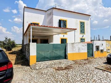 Casa / Villa T4 em Igrejinha de 161 m²