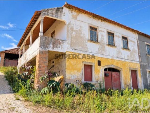 Casa / Villa T4 em Juncal