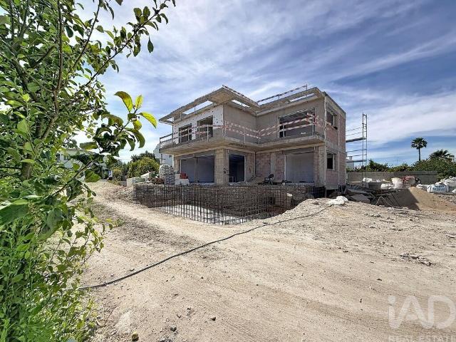 Casa / Villa T4 em Luz de Tavira e Santo Estêvão de 422,00 m²