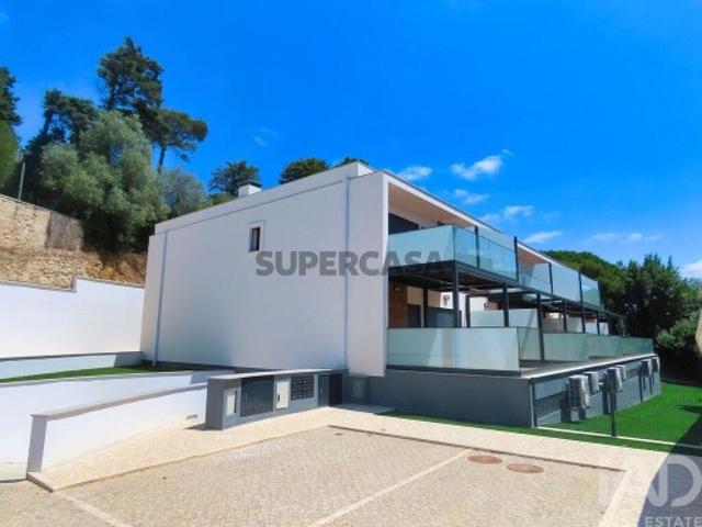 Casa / Villa T4 em Leiria, Pousos, Barreira e Cortes de 309,00 m²