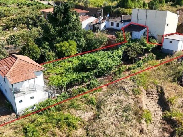 Casa / Villa T4 em Lobrigos São Miguel e São João Baptista. 84m² Parada de cunhos