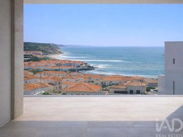 Casa / Villa T4 em Lourinhã e Atalaia de 381,00 m² 381m² da Lourinhã e Atalaia