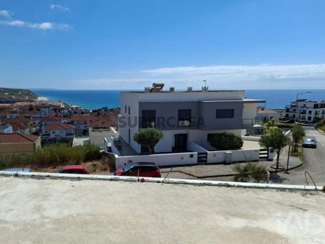 Casa / Villa T4 em Lourinhã e Atalaia de 381,00 m²