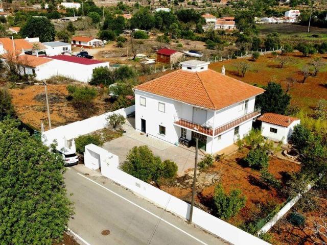 Casa / Villa T4 em Paderne de 257,00 m²