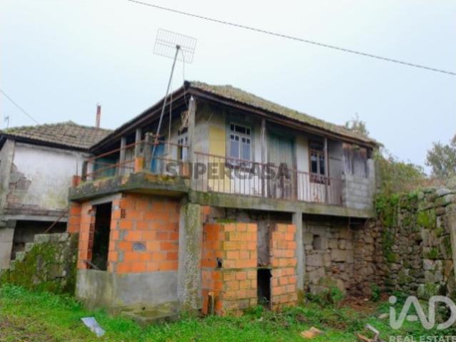 Casa / Villa T4 em Queirã de 40 m²